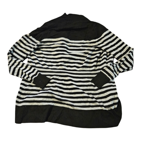 Small Gray and Black Long Sleeve Open Cardigan - Picture 3 of 6